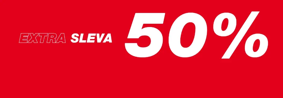 Tučný červený banner propagující „Extra Úspory“ s výrazným upozorněním na slevu „50 %“.